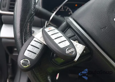 2016 Nissan Maxima 3.5 S z USA, uszkodzony, nr VIN 1N4AA6APXGC906123